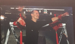 林肯主唱照片,摇滚乐坛的传奇面孔