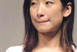 娱乐圈的丑女,娱乐圈中的“丑女”逆袭传奇