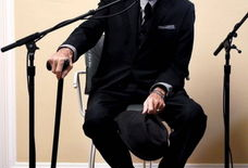 林肯主唱照片,摇滚乐坛的传奇面孔