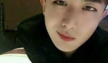 网红清晰男照片