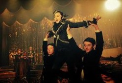 柳云龙东风雨花絮,柳云龙演绎谍战风云中的传奇人生