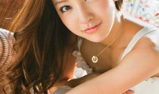 板野友美背景,板野友美的成长之路