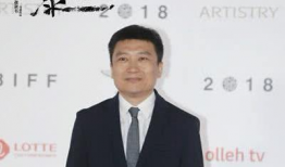 血红雪白的演员,探寻爱与复仇的交织命运