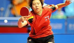 李小霞个人资料,才华横溢的年轻艺术家，人生轨迹与艺术成就