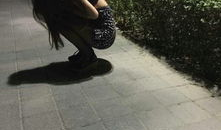 全身裸着的照片