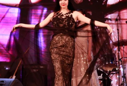 中国超模节目背景音乐,揭秘中国超模节目背后的音乐魅力