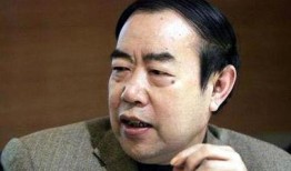 贾平凹图片,墨香氤氲的文学巨匠