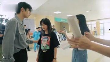 小七吃瓜娱乐,揭秘娱乐圈幕后故事